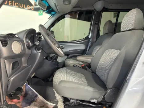 FIAT Doblo 1.8 16V 4P FLEX ESSENCE 7 LUGARES, Foto 19