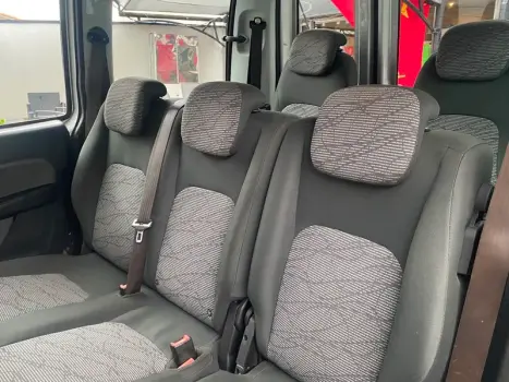 FIAT Doblo 1.8 16V 4P FLEX ESSENCE, Foto 9