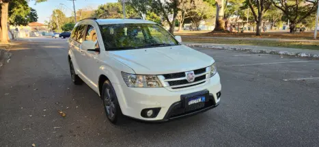 FIAT Freemont 2.4 16V 4P PRECISION AUTOMÁTICO 7 LUGARES, Foto 3 FIAT Freemont 2.4 16V 4P PRECISION AUTOMÁTICO 7 LUGARES, Foto 3