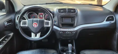 FIAT Freemont 2.4 16V 4P PRECISION AUTOMÁTICO 7 LUGARES, Foto 8 FIAT Freemont 2.4 16V 4P PRECISION AUTOMÁTICO 7 LUGARES, Foto 8