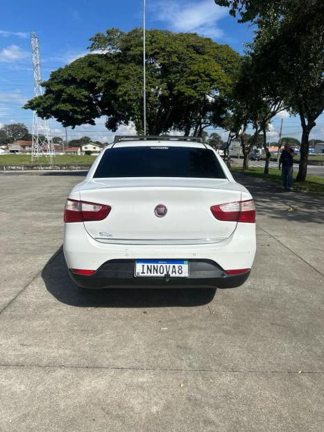 FIAT Grand Siena 1.6 16V 4P FLEX ESSENCE DUALOGIC AUTOMATIZADO, Foto 6