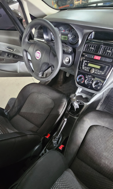 FIAT Linea 1.8 16V 4P FLEX LX, Foto 5