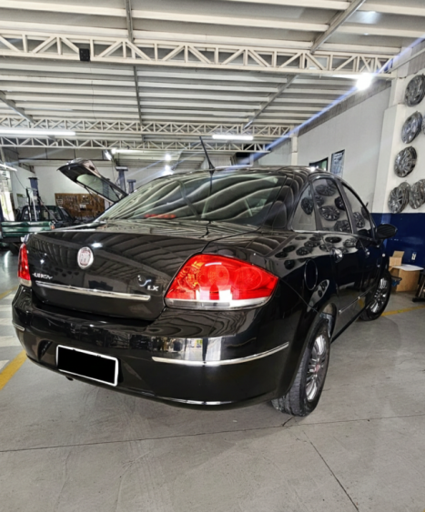 FIAT Linea 1.8 16V 4P FLEX LX, Foto 2