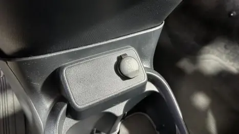 FIAT Mobi 1.0 4P FLEX DRIVE FIRE FLY, Foto 12