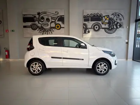 FIAT Mobi 1.0 4P FLEX DRIVE FIRE FLY, Foto 5