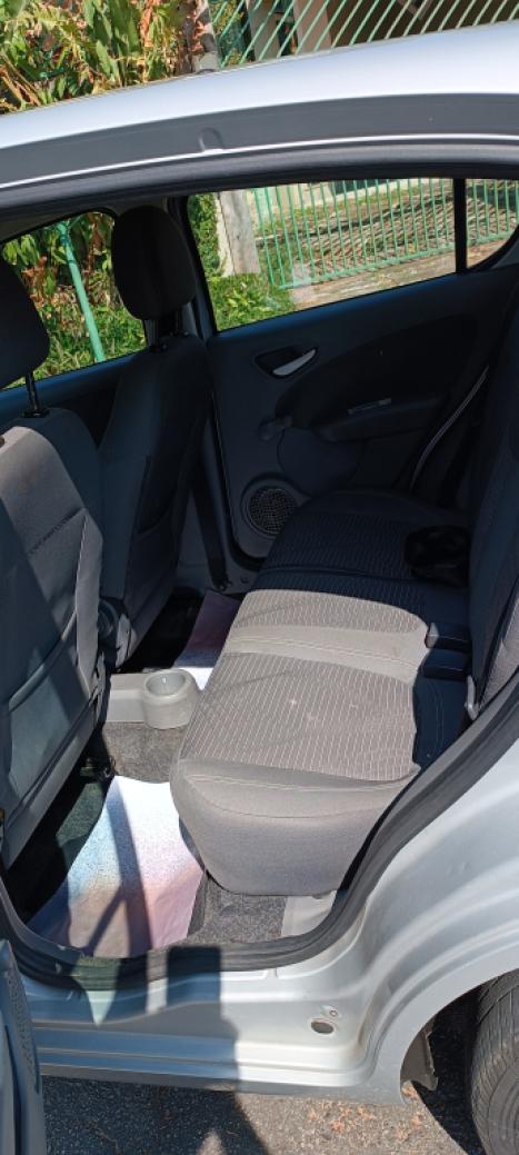 FIAT Palio 1.0 4P FLEX ATTRACTIVE, Foto 8 FIAT Palio 1.0 4P FLEX ATTRACTIVE, Foto 8