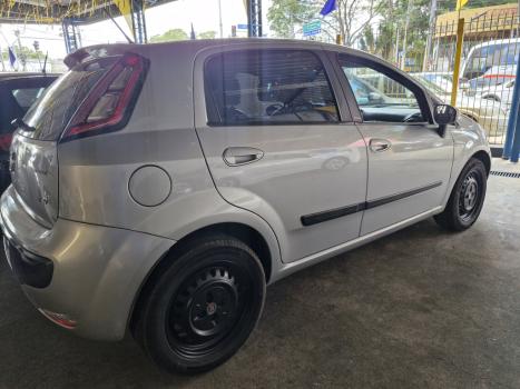 FIAT Punto 1.6 16V 4P FLEX ESSENCE DUALOGIC AUTOMATIZADO, Foto 3