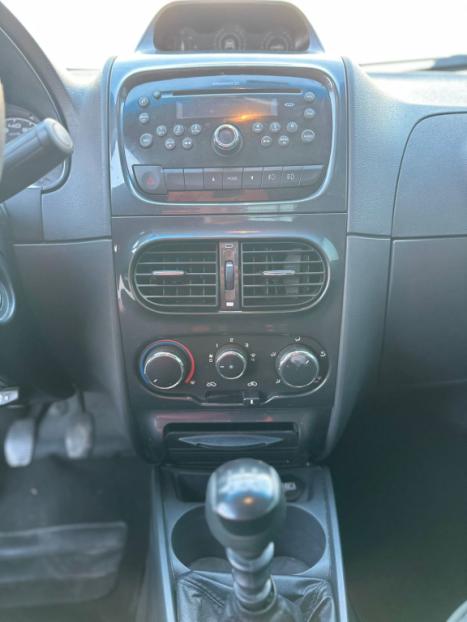 FIAT Strada 1.8 ADVENTURE CABINE ESTENDIDA, Foto 10