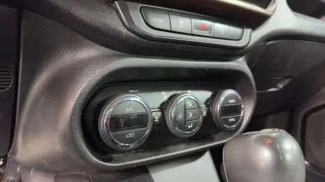 FIAT Toro 1.3 16V 4P FLEX 270 TURBO FREEDOM AUTOM�TICO, Foto 10