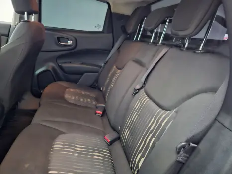 FIAT Toro 1.8 16V 4P FLEX FREEDOM AUTOMTICO, Foto 11