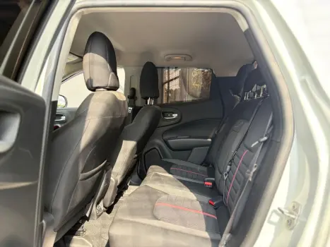 FIAT Toro 1.8 16V 4P FLEX FREEDOM AUTOM�TICO, Foto 12