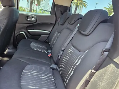 FIAT Toro 1.8 16V 4P FLEX FREEDOM AUTOM�TICO, Foto 7