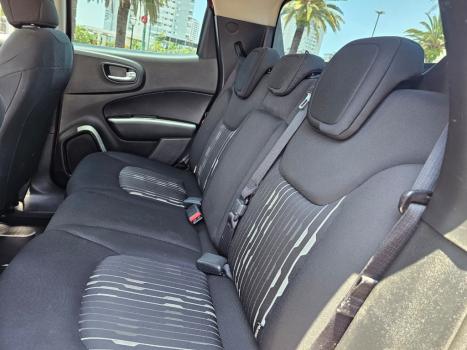 FIAT Toro 1.8 16V 4P FLEX FREEDOM AUTOM�TICO, Foto 5