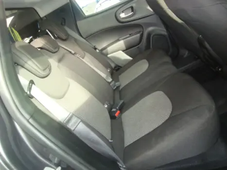 FIAT Toro 1.8 16V 4P ENDURANCE AUTOM�TICO, Foto 7