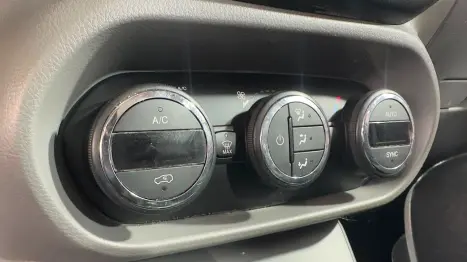 FIAT Toro 2.0 16V 4P VOLCANO 4WD TURBO DIESEL AUTOM�TICO, Foto 12