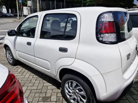 FIAT Uno 1.0 4P FLEX EVO VIVACE CELEBRATION, Foto 6