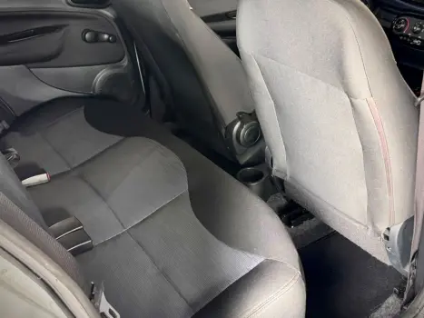 FIAT Uno 1.0 4P FLEX EVO ATTRACTIVE, Foto 18