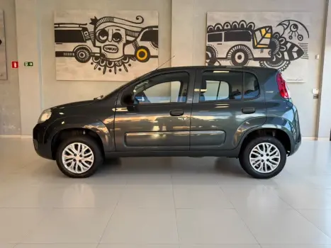 FIAT Uno 1.0 4P FLEX EVO VIVACE CELEBRATION, Foto 5