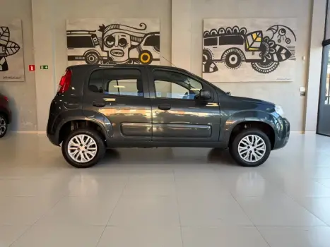 FIAT Uno 1.0 4P FLEX EVO VIVACE CELEBRATION, Foto 6