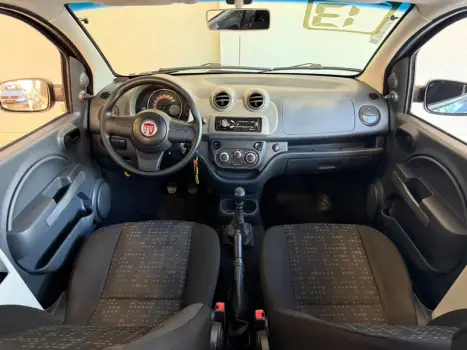 FIAT Uno 1.0 4P FLEX EVO VIVACE CELEBRATION, Foto 9