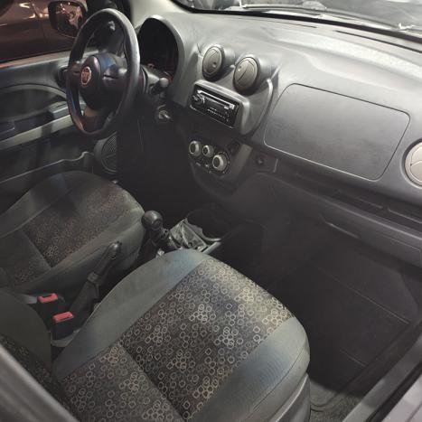 FIAT Uno 1.0 4P FLEX EVO VIVACE CELEBRATION, Foto 5