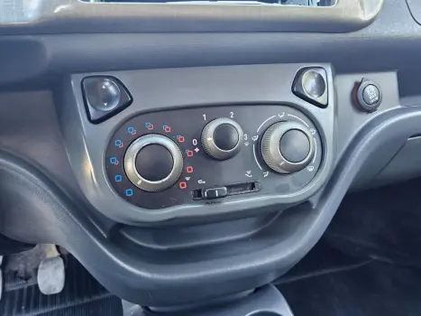 FIAT Uno 1.0, Foto 10