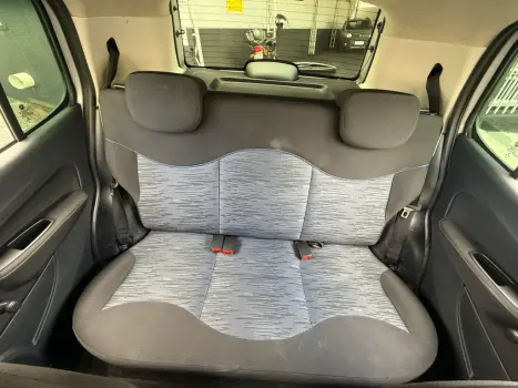 FIAT Uno 1.0 FLEX EVO ATTRACTIVE, Foto 12
