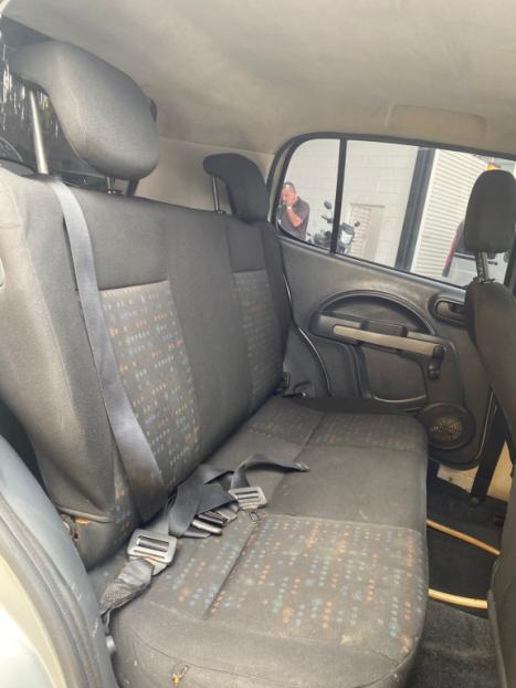 FIAT Uno 1.0 FLEX VIVACE CELEBRATION, Foto 4