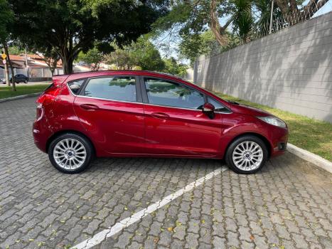 FORD Fiesta Hatch 1.6 16V 4P FLEX TITANIUM POWERSHIFT AUTOMTICO, Foto 4