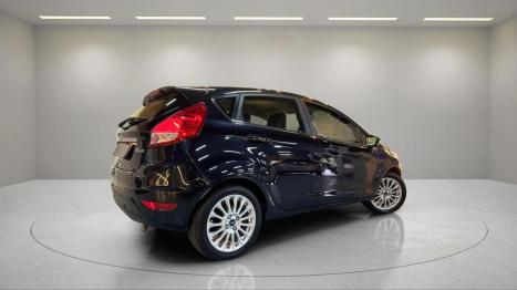 FORD Fiesta Hatch 1.6 16V 4P FLEX TITANIUM POWERSHIFT AUTOM�TICO, Foto 2