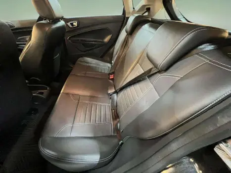 FORD Fiesta Hatch 1.6 16V 4P FLEX TITANIUM POWERSHIFT AUTOM�TICO, Foto 11