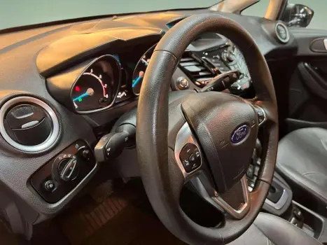 FORD Fiesta Hatch 1.6 16V 4P FLEX TITANIUM POWERSHIFT AUTOM�TICO, Foto 12