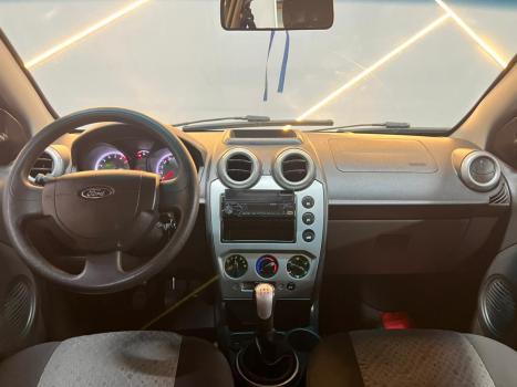 FORD Fiesta Hatch 1.0 4P FLEX, Foto 10