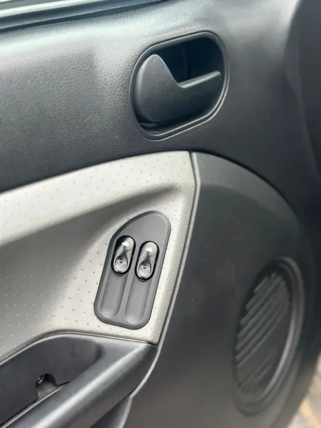 FORD Fiesta Hatch 1.0 4P, Foto 10