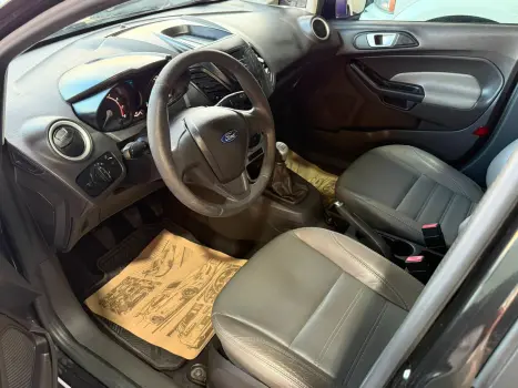 FORD Fiesta Hatch 1.6, Foto 8