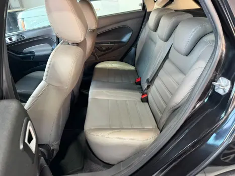 FORD Fiesta Hatch 1.6, Foto 9
