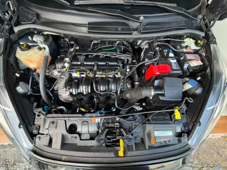 FORD Fiesta Hatch 1.6, Foto 14