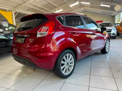 FORD Fiesta Hatch 1.6, Foto 11