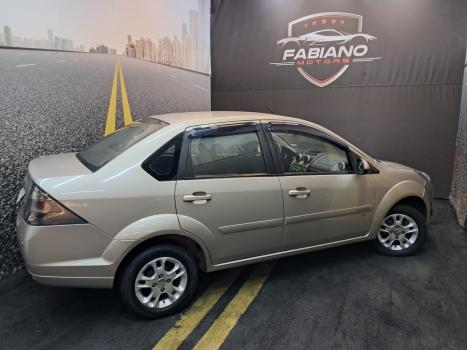 FORD Fiesta Hatch 1.6 4P SE PLUS FLEX AUTOMÁTICO, Foto 3
