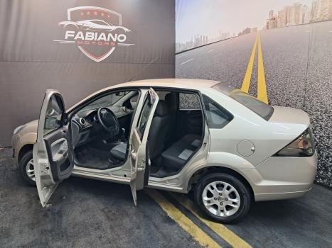 FORD Fiesta Hatch 1.6 4P SE PLUS FLEX AUTOMÁTICO, Foto 9