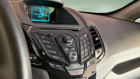 FORD Fiesta Sedan 1.6 4P FLEX TITANIUM POWERSHIFT AUTOM�TICO, Foto 9