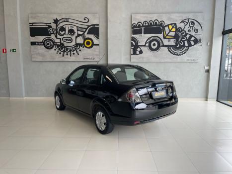 FORD Fiesta Sedan 1.6 4P FLEX, Foto 2