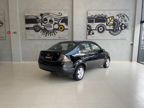 FORD Fiesta Sedan 1.6 4P FLEX, Foto 4