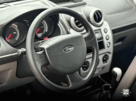 FORD Fiesta Sedan 1.6 4P ROCAM FLEX, Foto 11