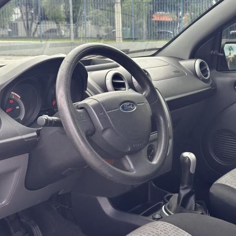 FORD Fiesta Sedan 1.6 4P ROCAM FLEX, Foto 10