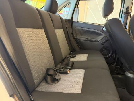 FORD Fiesta Sedan 1.6 4P FLEX, Foto 5