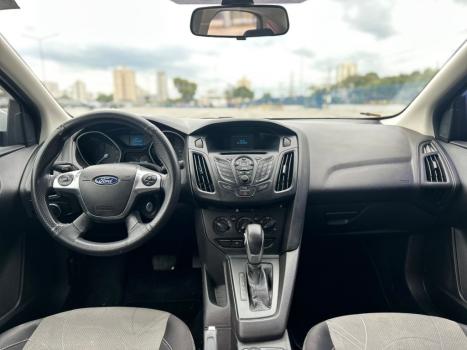 FORD Focus Hatch 2.0 16V 4P FLEX AUTOMÁTICO, Foto 6 FORD Focus Hatch 2.0 16V 4P FLEX AUTOMÁTICO, Foto 6