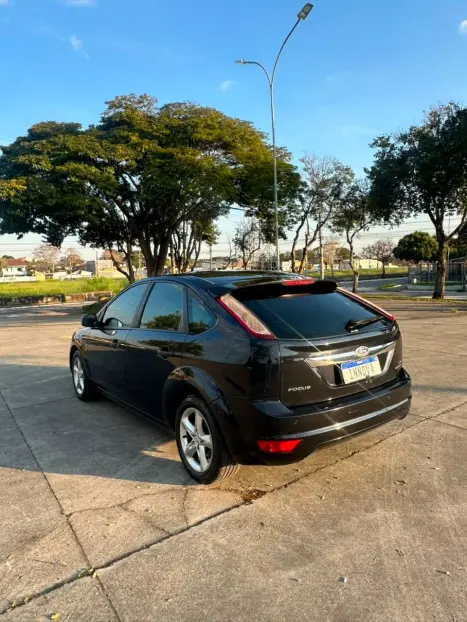 FORD Focus Hatch 2.0 16V 4P FLEX AUTOM�TICO, Foto 5