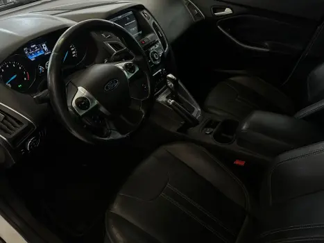 FORD Focus Sedan 2.0 16V 4P FLEX TITANIUM PLUS POWERSHIFT AUTOMTICO, Foto 8