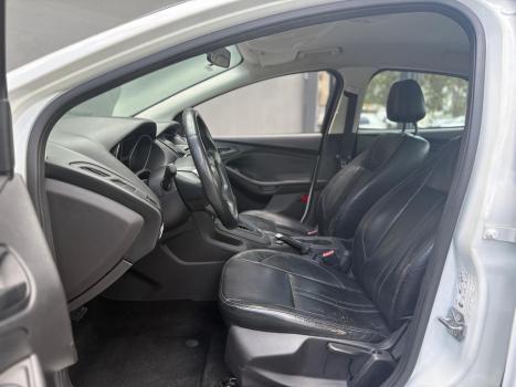 FORD Focus Sedan 2.0 16V 4P FLEX SE POWERSHIFT AUTOM�TICO, Foto 10